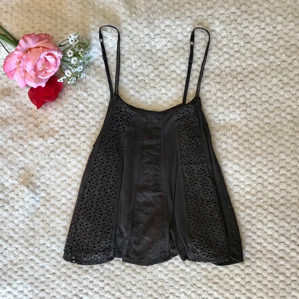 🏷️Buy 4 Get 1 Free🏷️American Eagle Eyelet Tank Top